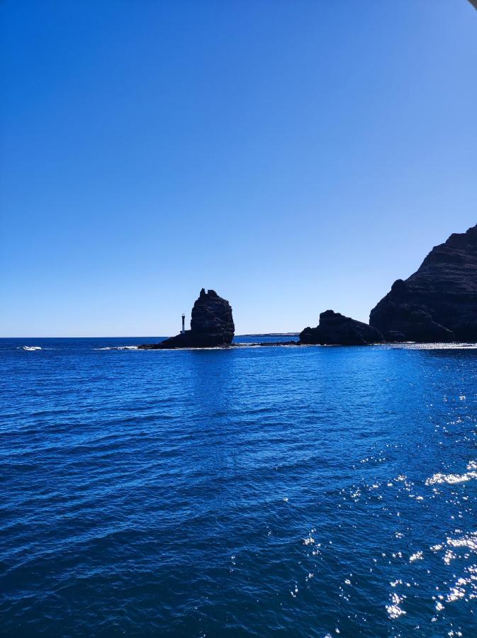 Hotel Magnifico Barco En La Graciosa Caleta de Sebo Exterior foto